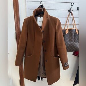 NWT Aritzia Cocoon Coat 🤎